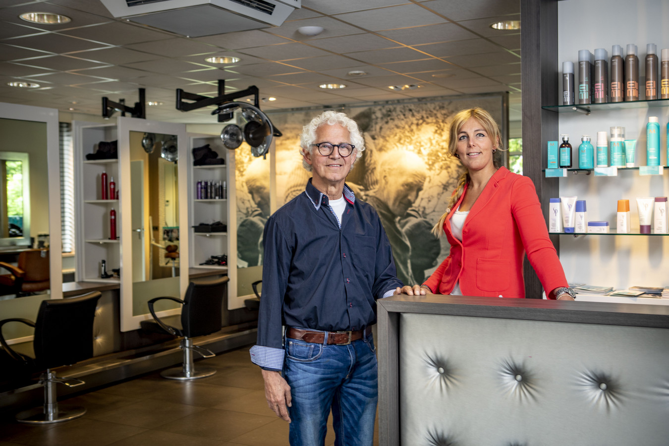 Saasveldse salon wordt 50